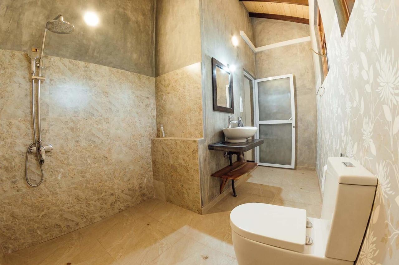 Thambili Cabanas Хиккадува Экстерьер фото